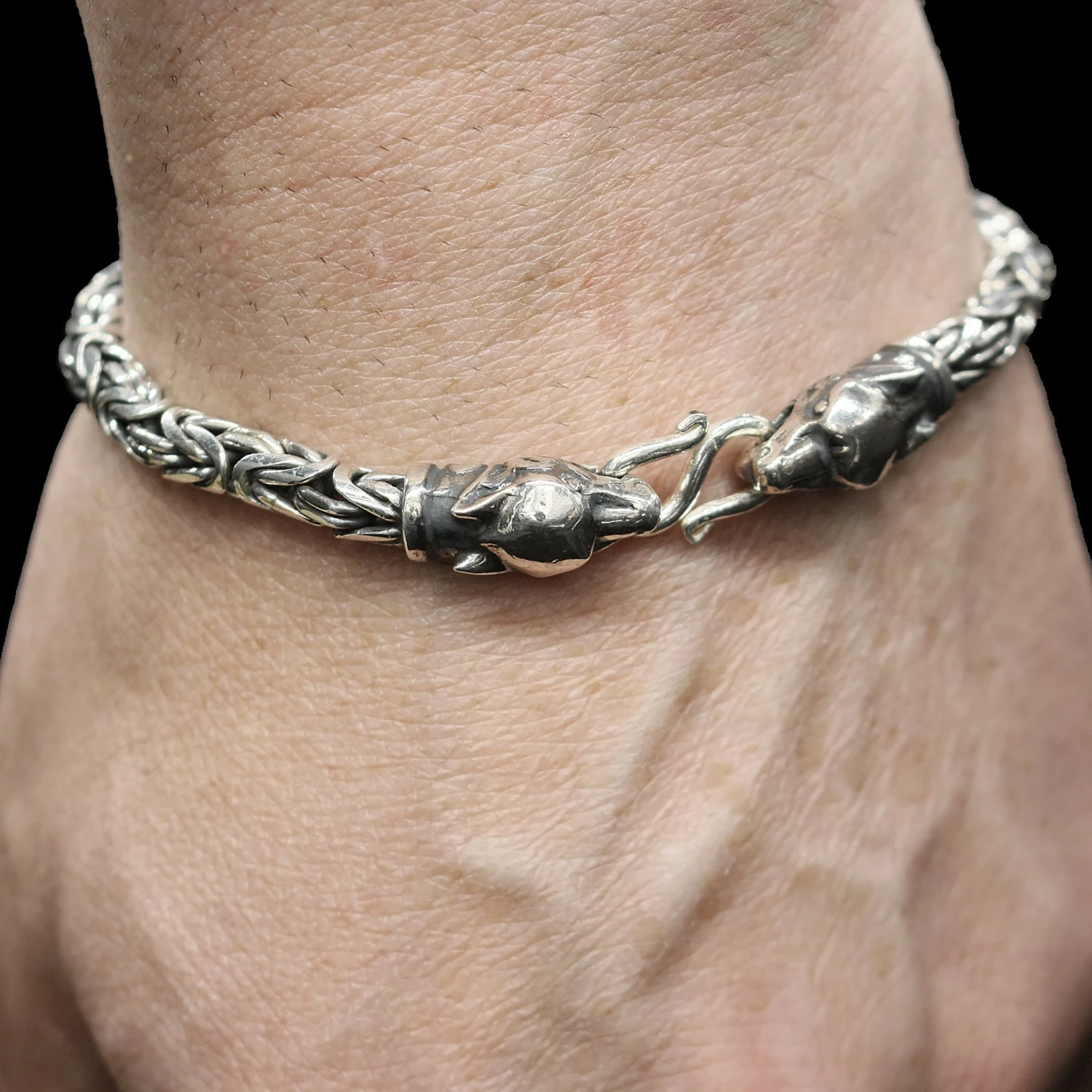 5mm Silver King Bracelet With Ferocious Wolf Heads 4 5mm Silver King Bracelet With Ferocious Wolf Heads - Image 2