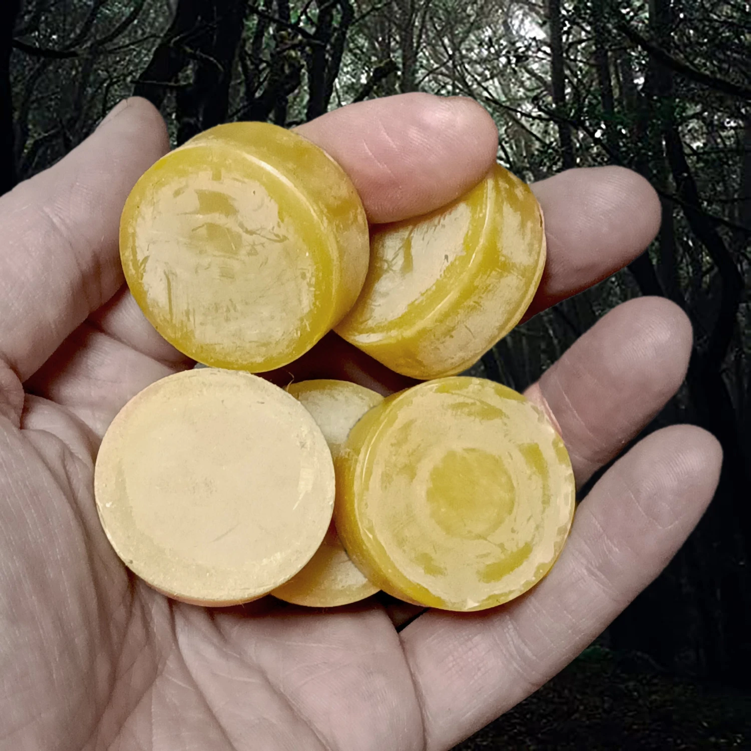 100% Natural Beeswax Cake / Block 4 100% Natural Beeswax Cake / Block - Image 2