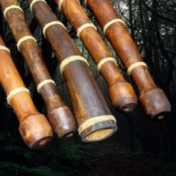 Viking Age Lur / War Horn -The Viking Dragon mp viking age lur replicas close up angles