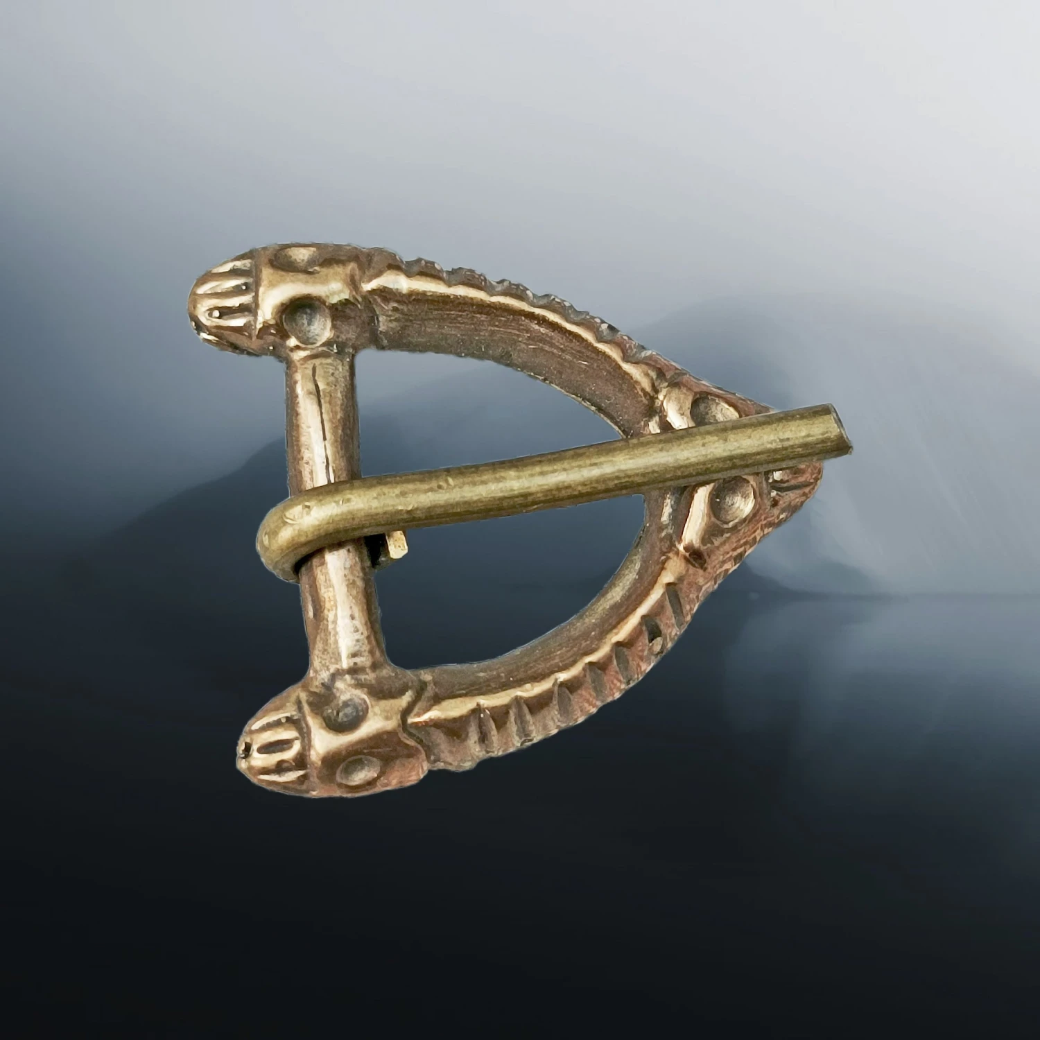 9th - 11th Century Replica Viking / Saxon Bronze Buckle From Old Sarum 3 9th - 11th Century Replica Viking / Saxon Bronze Buckle From Old Sarum