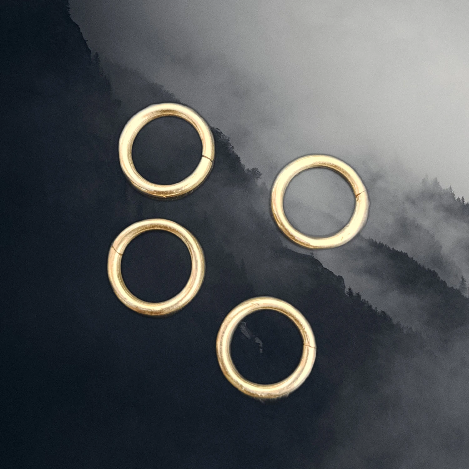 Small Brass Simple Split Ring 4 Small Brass Simple Split Ring - Image 2