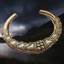 Bronze Replica Viking Bracelet / Arm Ring From Orupgard -The Viking Dragon pp bronze large arm ring from orupgard above angle view