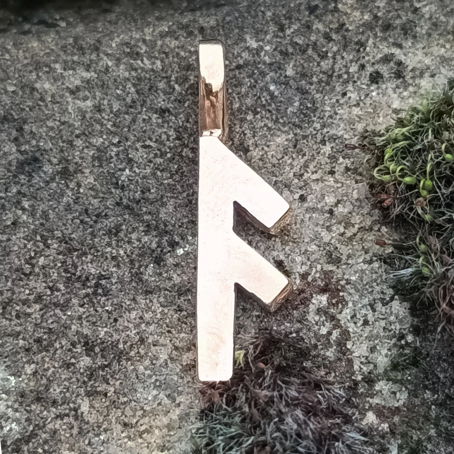 Bronze Elder Futhark Rune Pendant 9 Bronze Elder Futhark Rune Pendant - Image 7