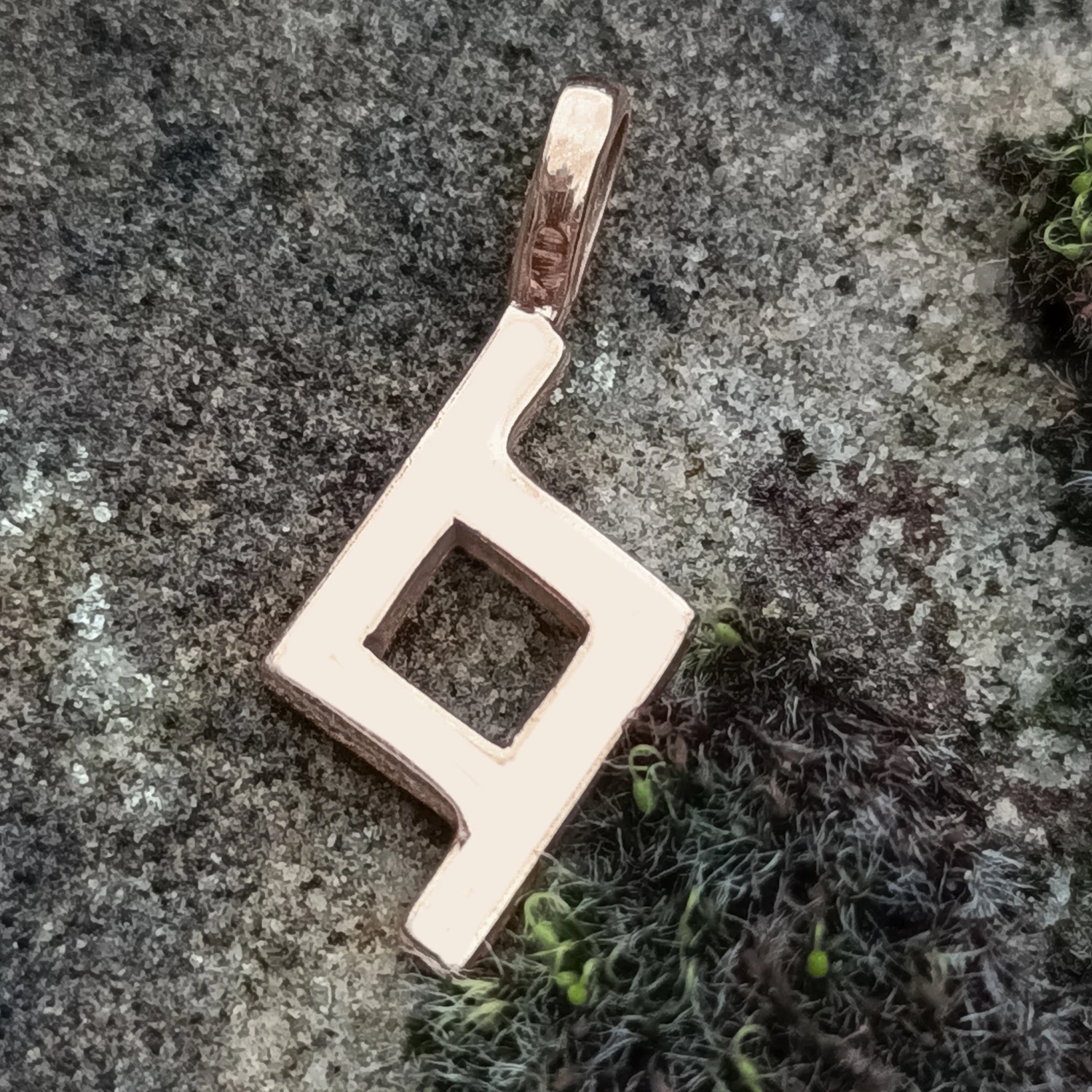 Bronze Elder Futhark Rune Pendant 17 Bronze Elder Futhark Rune Pendant - Image 15