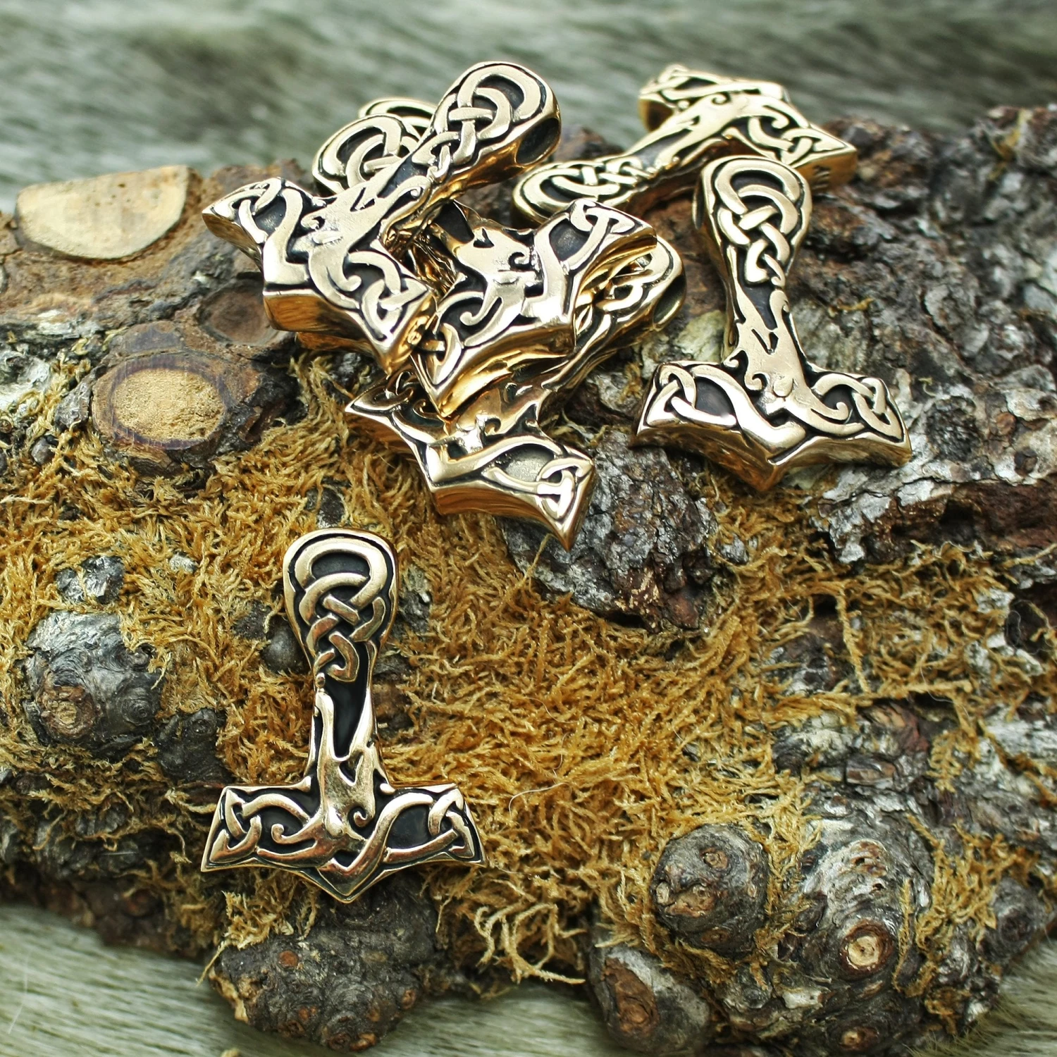 Bronze Interlace Thors Hammer Pendant 4 Bronze Interlace Thors Hammer Pendant - Image 2
